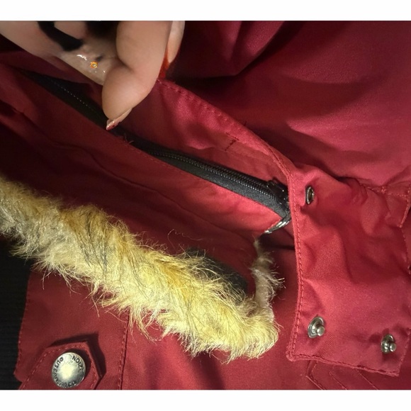 Noize Vegan Canadian Parka size L - Picture 8 of 9